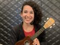 Professora de Ukulele, Cavaquinho e Bandolim